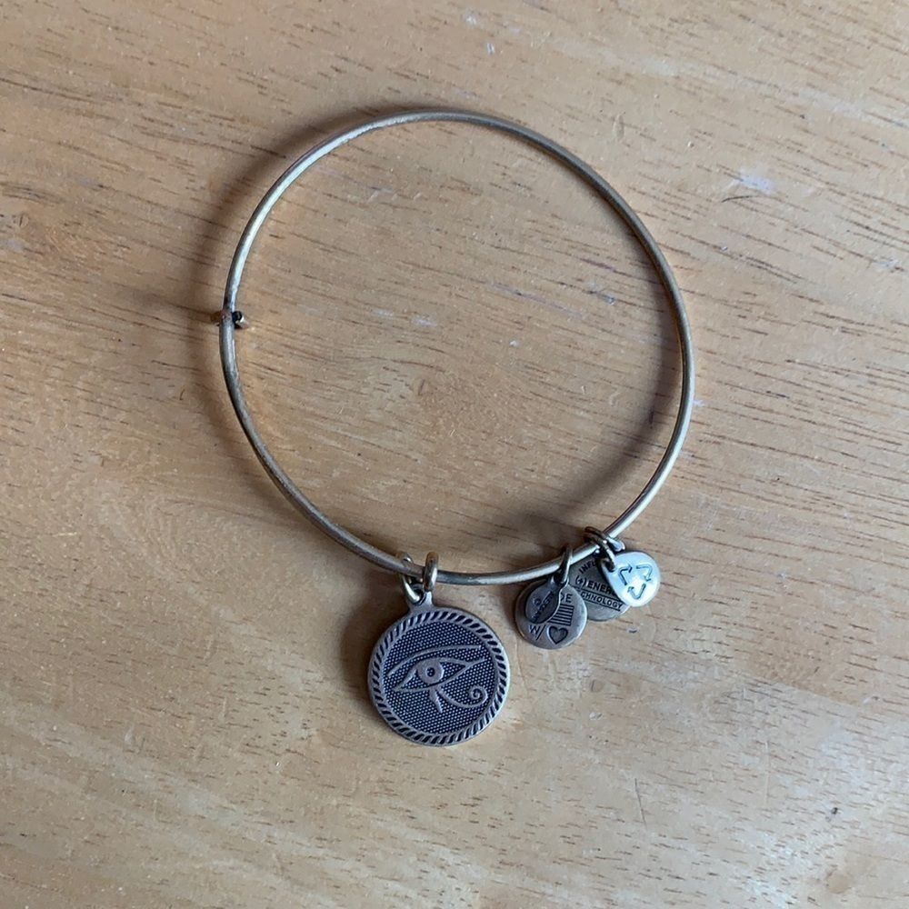 𝅺ALEX and ani eye of horus bracelet - Picture 2 of 5